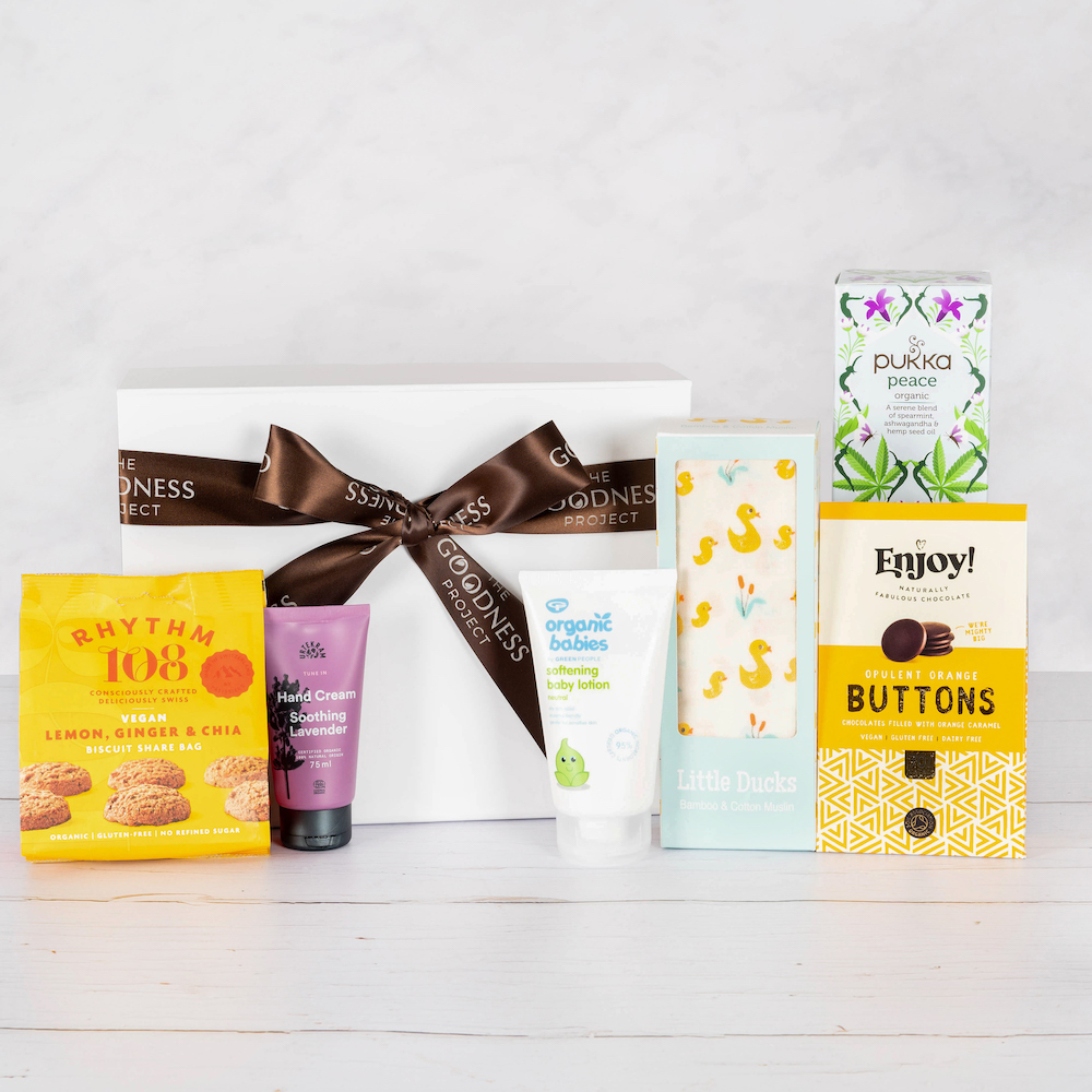 Buy 9 Piece Gift Hamper for Dad from Giftcart.com